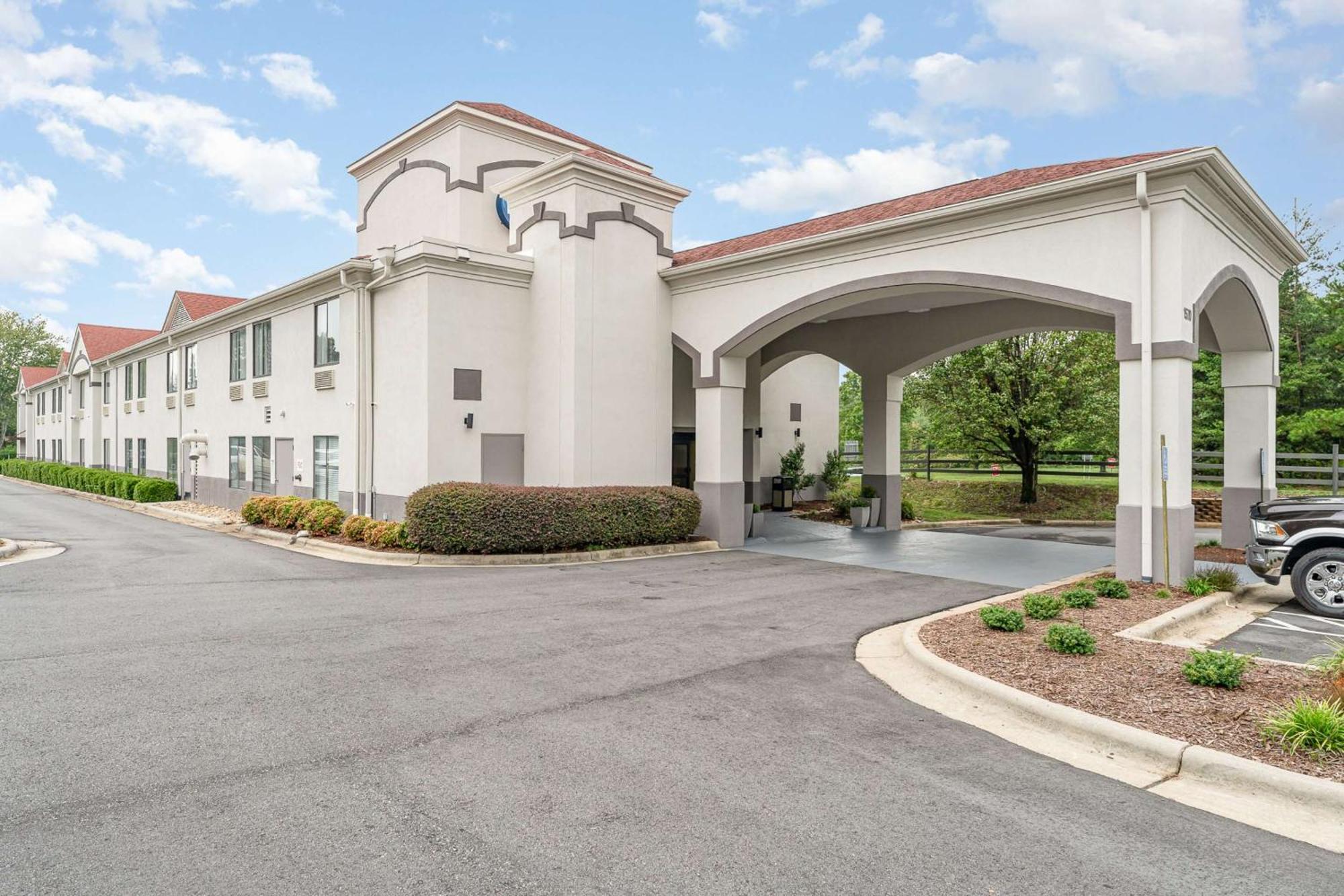 Best Western Kernersville Exterior photo